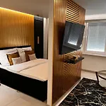 Apartment Goldowy *